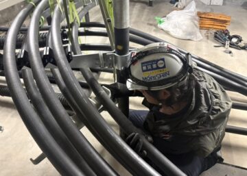 電気工事作業_3