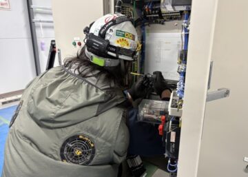 電気工事作業_6