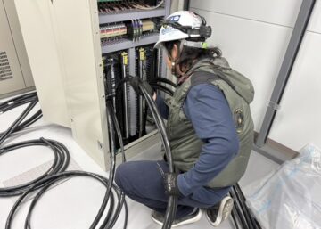 電気工事作業_8